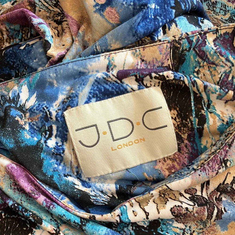 Abstract Multicolor Dress with Ruched Sides - Picture 8 of 10